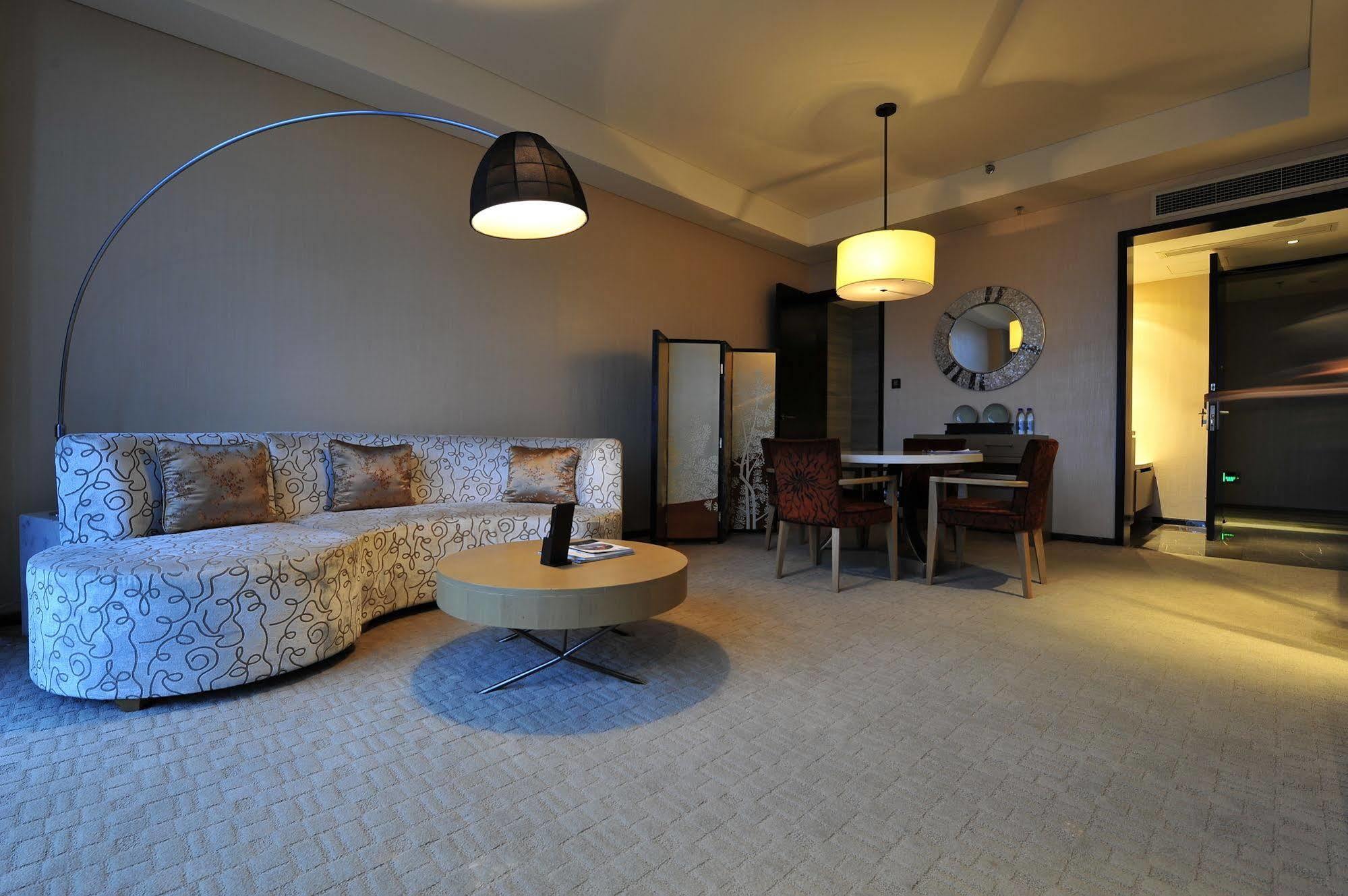 Renaissance Guiyang Hotel Luaran gambar